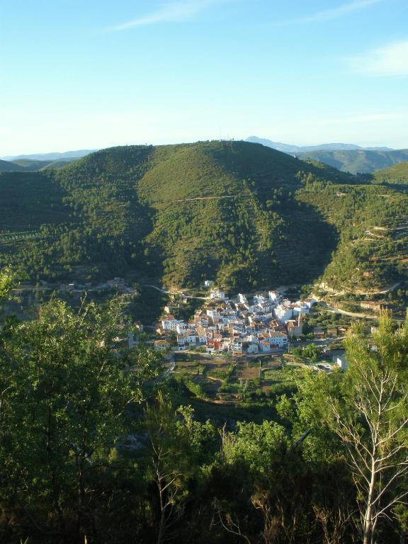 Hotel Restaurante Vinas Viejas Fuentes de Ayódar Dış mekan fotoğraf