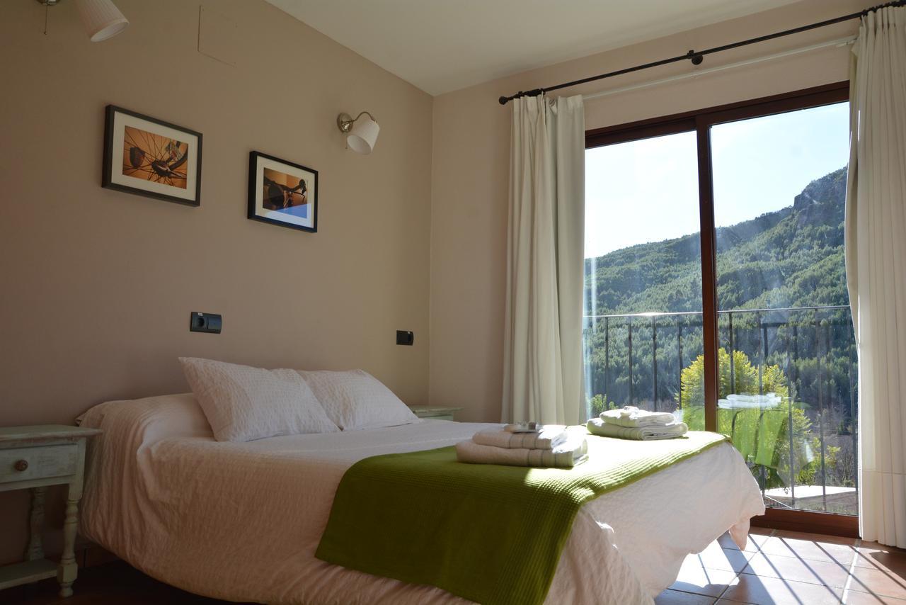 Hotel Restaurante Vinas Viejas Fuentes de Ayódar Dış mekan fotoğraf